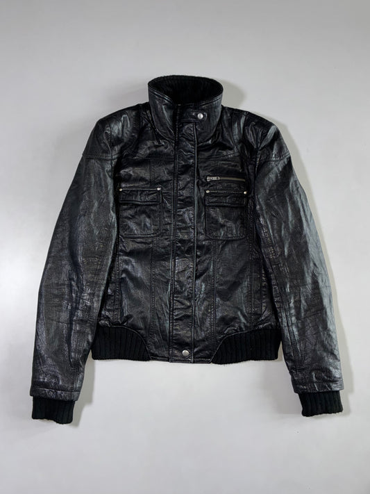 Vintage Black Leather Bomber Jacket — Ribbed Collar/Cuff Zip-Up (S/M)