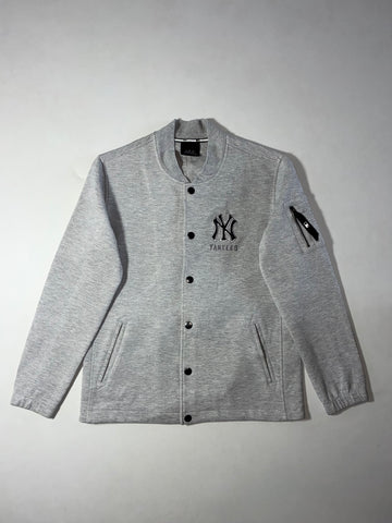 Vintage MLB New York Yankees Grey Bomber Jacket (M/L)