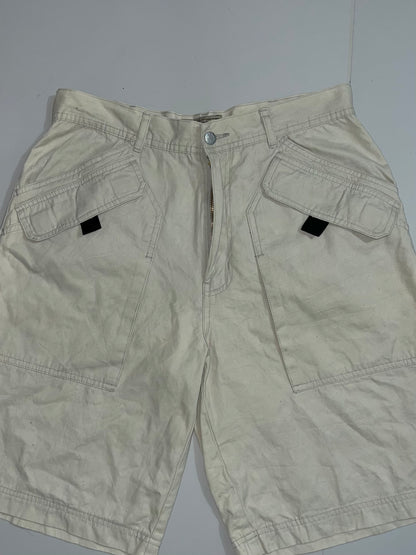 !                                                                           Utility Shorts L- 22 W- 32