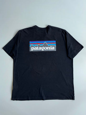 Patagonia Logo T-Shirt – Black (2XL/3XL)