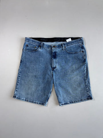 Wrangler Authentics Denim Shorts Light Wash (W:40) (L:22)