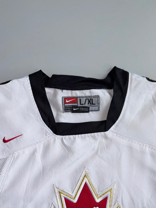 Nike | White Team Canada Hockey Jersey | (S/M)