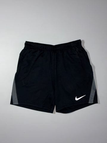 Nike Dri-Fit Shorts (W:31) (L:17.5)