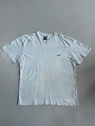 Nike | Swoosh Tee White | (2XL)