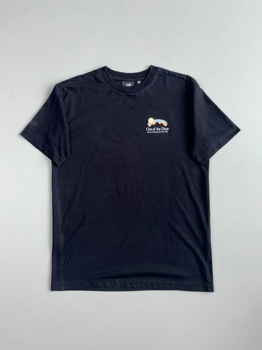 New Balance “Out of the Door” Graphic Tee (L)